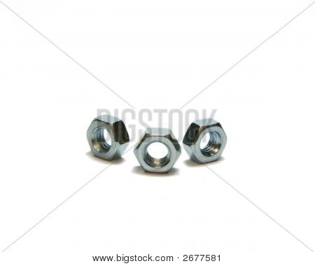 3 벗어날 견과류