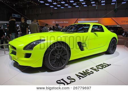 Genebra - 8 de março: O Mercedes-Benz SLC AMG E-Cell em exposição no 81º International Motor Show P