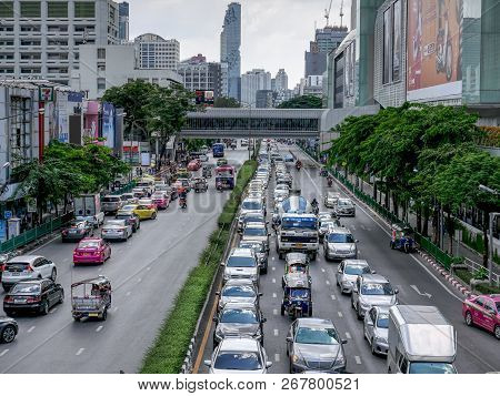 Phyathai,bangkok / Thailand - October 27,2018: Bangkok Street Traffic