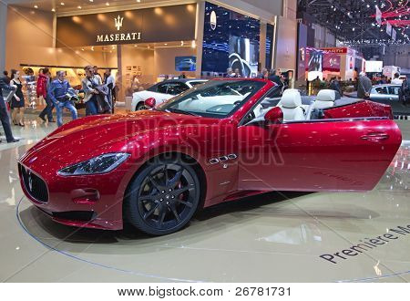Ginevra - 8 marzo: La Maserati GTS in esposizione presso la 81a International Motor Show Palexpo-Ginevra su