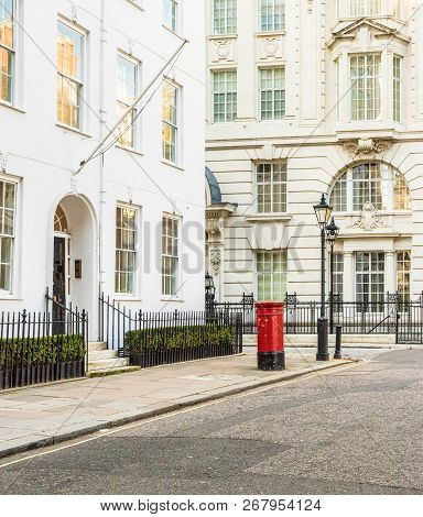 London. November 2018. A Typical Street In Westminster In London