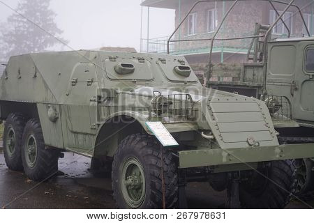 Armored Personnel Carrier Btr-152, Old Russian Arms