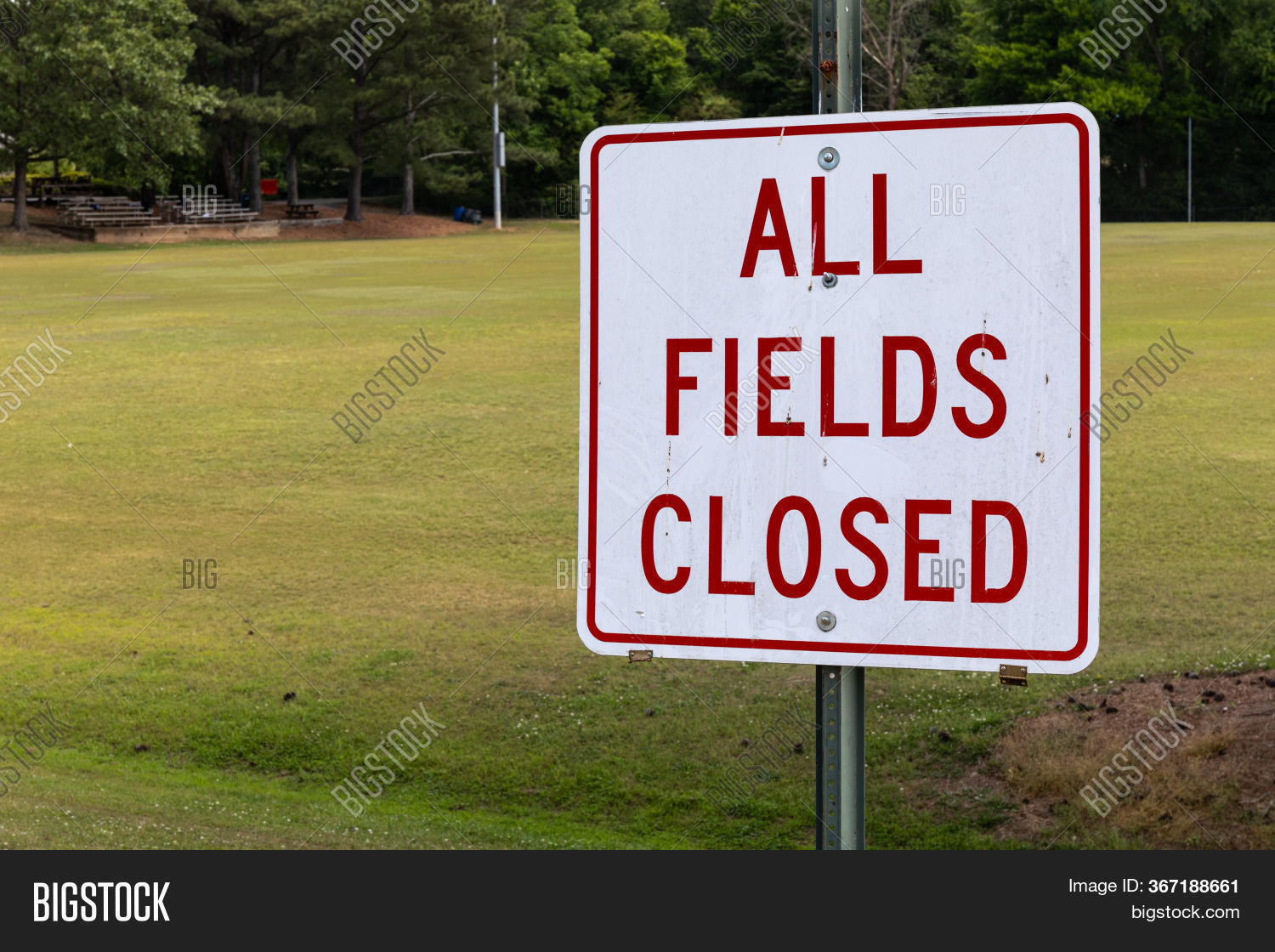 All Fields Closed Sign Image & Photo (Free Trial) Bigstock