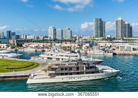 Miami, Fl, United States - April 28, 2019: Luxury Yachts Docked In The Port Of Miami, Florida, Unite