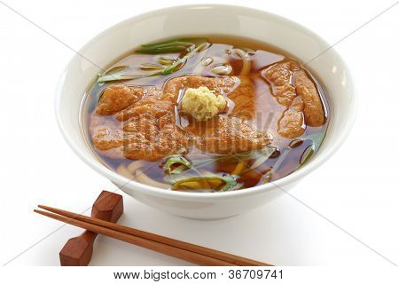 ก๋วยเตี๋ยว udon คิสึเนะ อาหารญี่ปุ่น