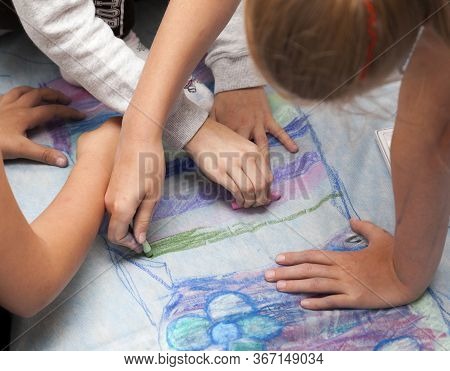 A Group Of Young Children Drawing With Colorful Pastels On A Special Canvas, Hands Visible. Diy, Do 