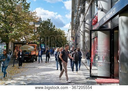 Prague, Czech Republic - September 30, 2019: People In A Popular Shopping Street In The Centre Of Pr
