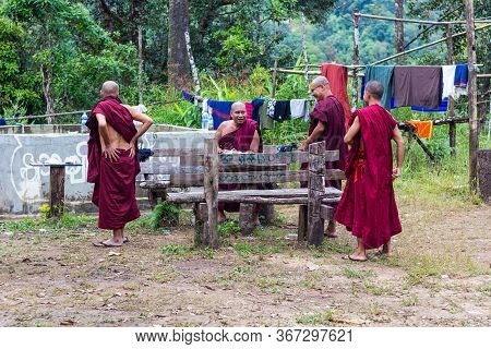 Mulayit Taung,moei Wadi,myanmar : Monks Who Go On Pilgrimage On The Mountain  ,december,24,2018