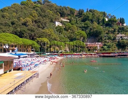 Portofino, Italy - September 16, 2019: The Sand Beach Known As Paraggi Near Portofino In Genoa On A 