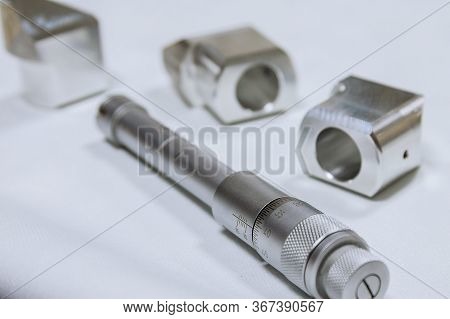Calibration Bore Micrometer. Device For Accurate Measurement Of Hole Diameter.