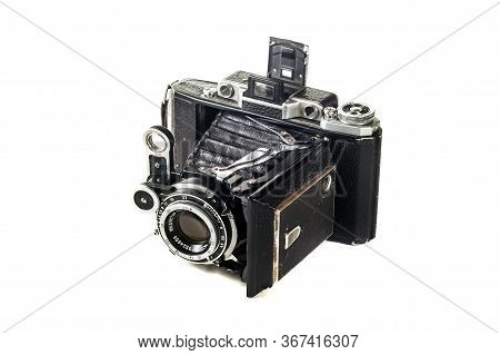 Konstantinovka, Ukraine - December 23, 2016: The Moskva-2 (mockba-2 In Cyrillic) Is A Medium Format 