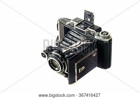 Konstantinovka, Ukraine - December 23, 2016: The Moskva-2 (mockba-2 In Cyrillic) Is A Medium Format 