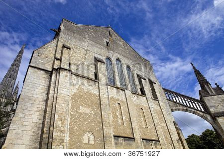 St Michel kathedraal hoge toren in bordeaux, Frankrijk