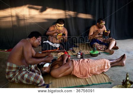 Théâtre Kathakali, Inde