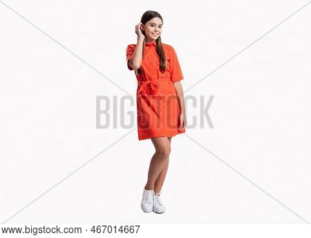 Fashion Style Of Teen Girl Wear Tshirt Standing In Full Length. Teen Style Of Pretty Girl.