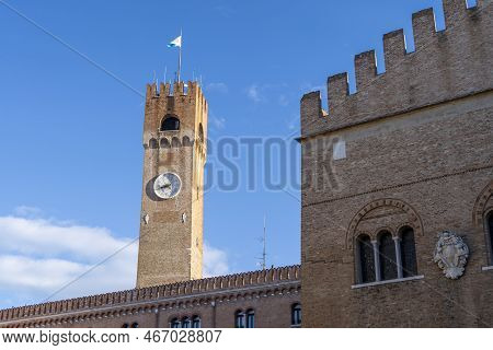 Beautfiful Piazza Dei Signori Is The Palazzo Dei Trecento. Watch Tower In The City Center Of Treviso
