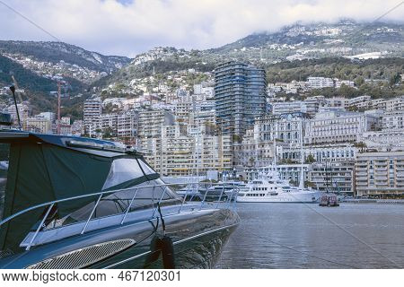 Monaco / Francia - December 10, 2022: Montecarlo Town View, Montecarlo, Monaco, France, Europe