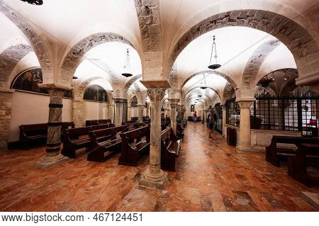 Bari, Italy - Jule 19, 2022: Interior Of Basilica Di San Nicola ( Saint Nicholas). St. Nicholas' Tom