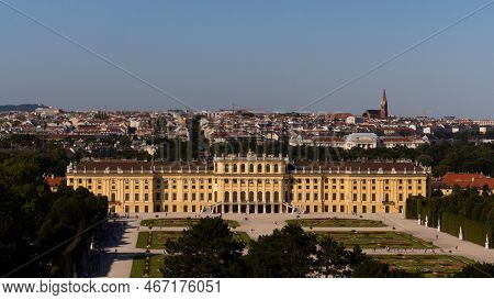 Vienna, Austria - August 18, 2019: Schonbrunn Palace Was The Main Summer Residence Of The Habsburg R