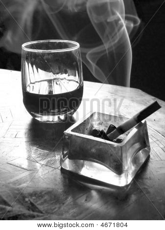 Sigaretta e vino