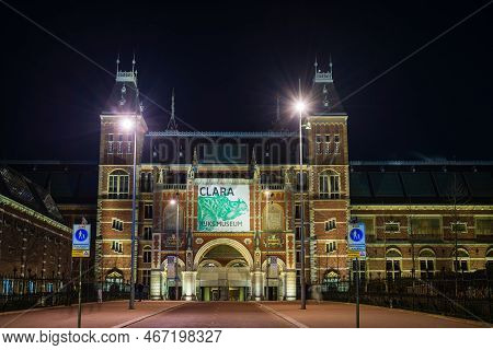 12  Decembar 2022, Amsterdam, Netherlands,  View On Amsterdam During The Light Festival In The Nethe