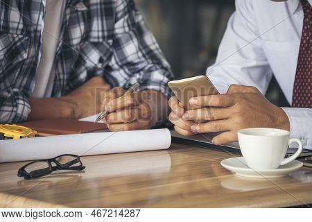 Asian Engineer Man Brainstorming Construction Building Contractor Civil Worker Parners Team Meeting