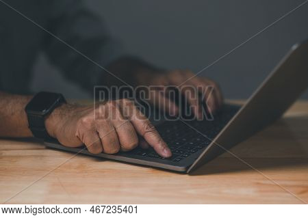 After Click Saving All Business Work Use Your Finger To Press The Button To Turn It Off For Close Si