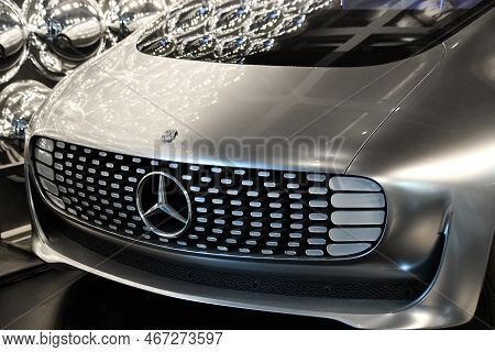 Warsaw, Poland - Jul 11: Mercedes Benz F 015 Concept Car At Copernicus Science Centre In Warsaw, Pol