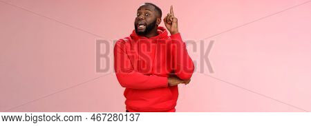 Got Idea. Portrait Excited African-american Bearded Guy Inhale Air Have Speech Reise Index Finger Eu