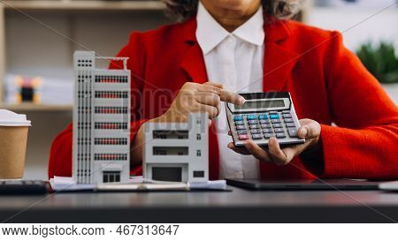 2023 Business Finance Technology And Investment Concept. Stock Market Investments Funds And Digital