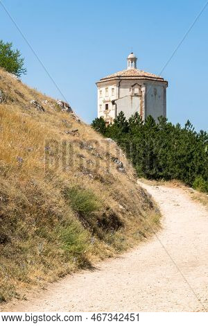 Calascio, Italy-august 9, 2021:church Of Santa Maria Della Pietà On The Path That Leads To Rocca Cal