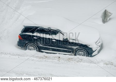 Moscow, Russia - December 2022: Mercedes Gle W166 Car Parked In Snowdrift On The Winter Street