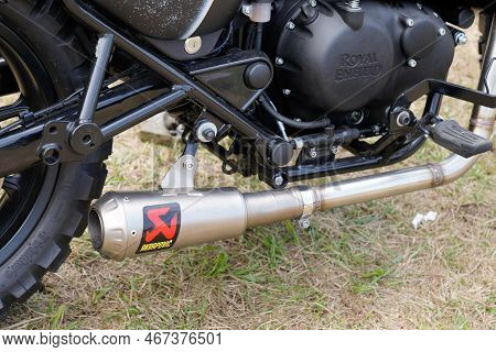 Bordeaux , Aquitaine  France - 11 12 2022 : Akrapovic Exhaust Systems Brand Logo And Text Sign On Ro