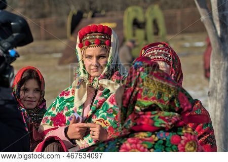 Kyiv, Ukraine - January 7, 2022: Ukrainians In National Costumes During The Celebration Of Orthodox 