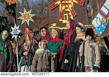 Kyiv, Ukraine - January 7, 2022: Ukrainians In National Costumes During The Celebration Of Orthodox 