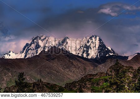 Bogda Peak Snow Mountain In Summer - Tianchi Scenic Spot In Tianshan Mountains, Xinjiang, China