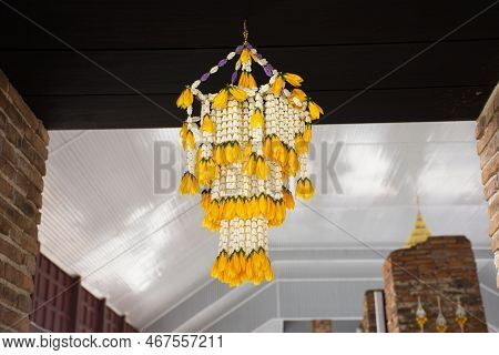 Phuang Malai Mobile Or Traditional Thai Style Hanging Flowers Garland Handmade Made From Plastic Jas