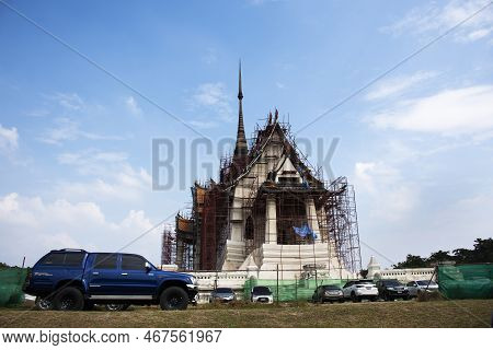 Renovate And Build Ubosot Or Ordination Halls Of Wat Mahaeyong Temple For Thai People Travelers Trav