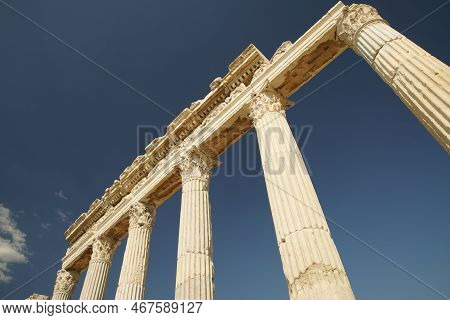 Columns In Laodicea On The Lycus Ancient City In Denizli City, Turkiye