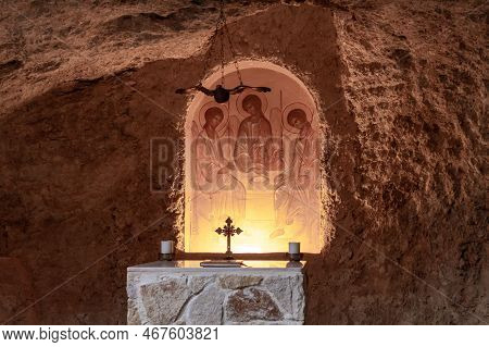 Hararit, Israel, October 28, 2022 : The Altar Of The Main Hall In The Cave Church - Lavra Netofa Mon