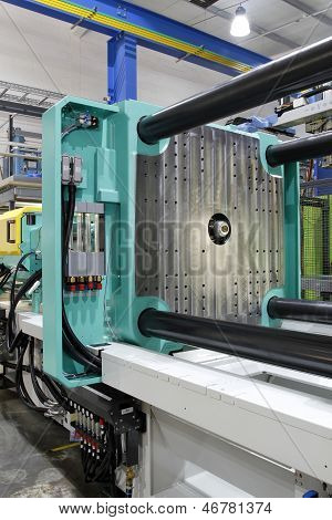 Vstřikovací Machine