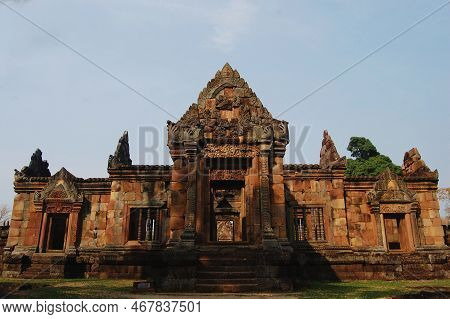 Prasat Muang Tam Stone Sanctuary Building Khmer Hindu Temple Style In Muangtam Historical Park For T