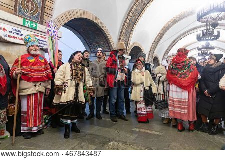 Kyiv Residents Sing Christmas Carols In A Metro Station
