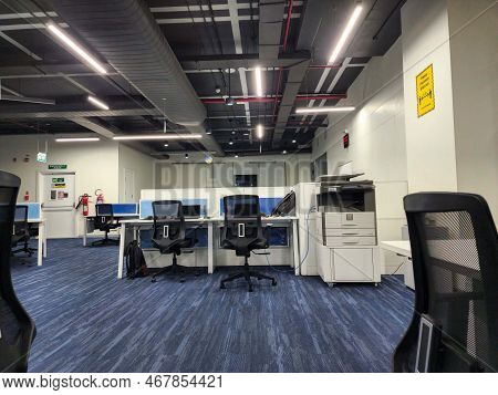 Hyderabad, India- December 23rd 2022; Stock Photo Of Beautiful Spacious Office Interior With Blue Co