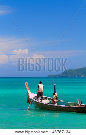 เรือหางยาวยาวหางเรือในจังหวัดภูเก็ต