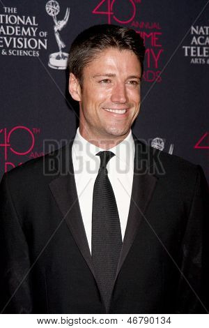 LOS ANGELES - JUN 14: James Scott uczęszcza 2013 Daytime Emmy Creative Bonaventure Hotel