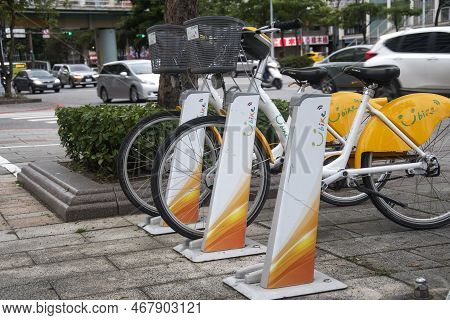 Taipei, Taiwan- 5 Dec, 2022: Ubike For Rent On Street In Taipei, Taiwan. Ubike Is A Large Network Of