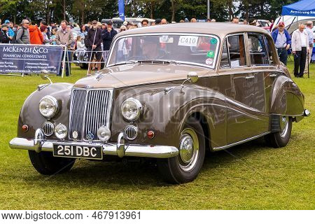 Bath, Uk, June 19, 2022: A 1960 Armstrong-siddeley, Reg No: 251 Dbc At The Bath Festival Of Motoring