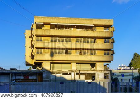 Haifa, Israel - December 22, 2022: View Of A Deserted Brutalist Style Building, In Hadar Hacarmel Ne