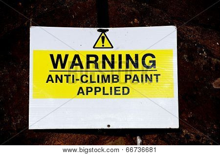 Yellow warning sign.